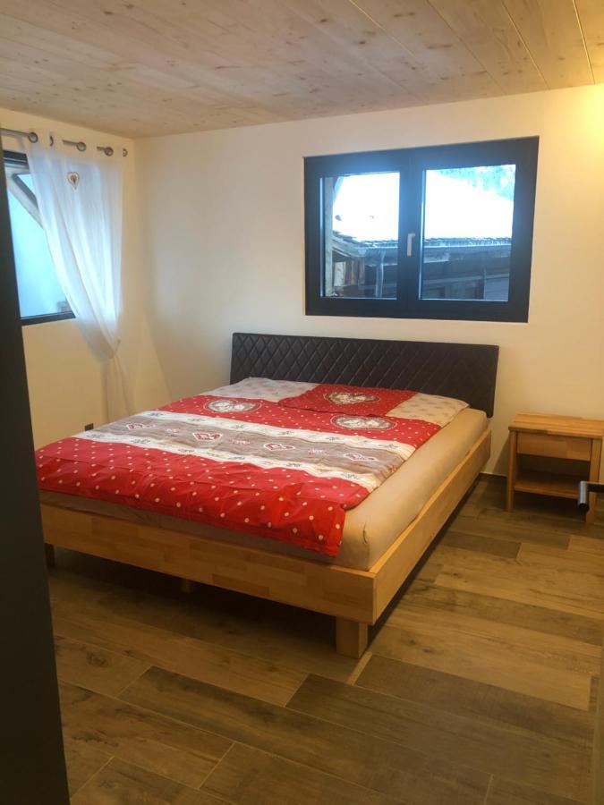 Grand Appartement Avec Terrasse A Chez-Les-Reuses Orsieres Ngoại thất bức ảnh